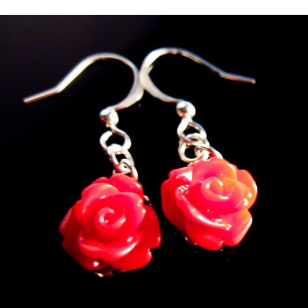 🩷❤️5/$30 dainty rose earrings RLDesigns very victorian🩷❤️🩷❤️🩷❤️🩷❤️🩷❤️🩷❤️